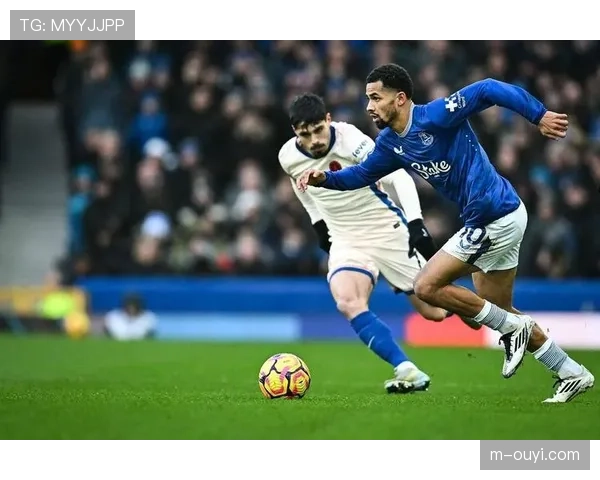 深度：数据分析显示，英超中下游球队采用低位防守后场均失球下降0.5个